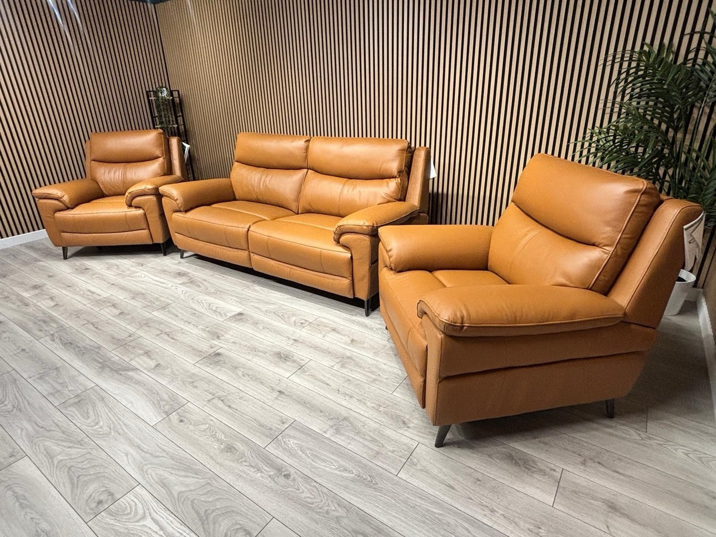 Furniture Village PANACHE Style Leather 3 Seater Sofa + 2 x Armchairs, Power