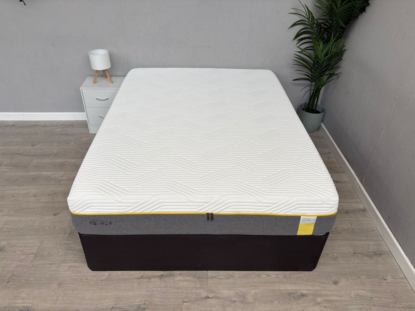 Tempur SENSATION LUXE 5ft Kingsize Mattress, Firm - RRP £2,499