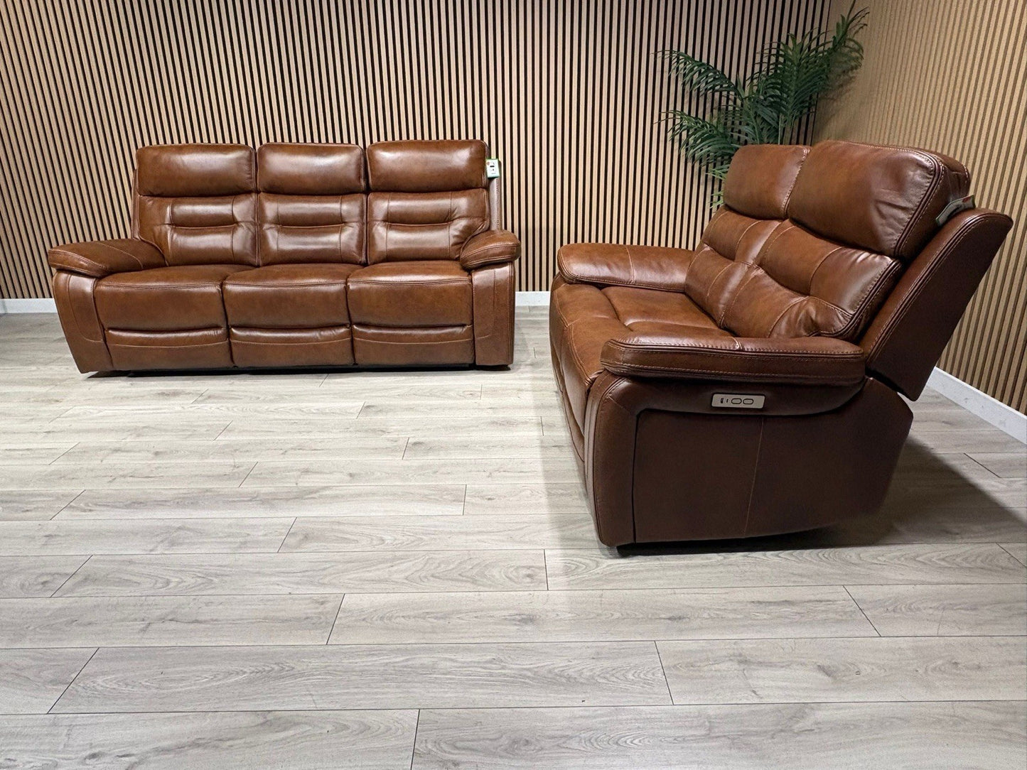 Kingsbury Premium Leather 3+2 Seater Power Recliner Sofa Set - RRP £3898
