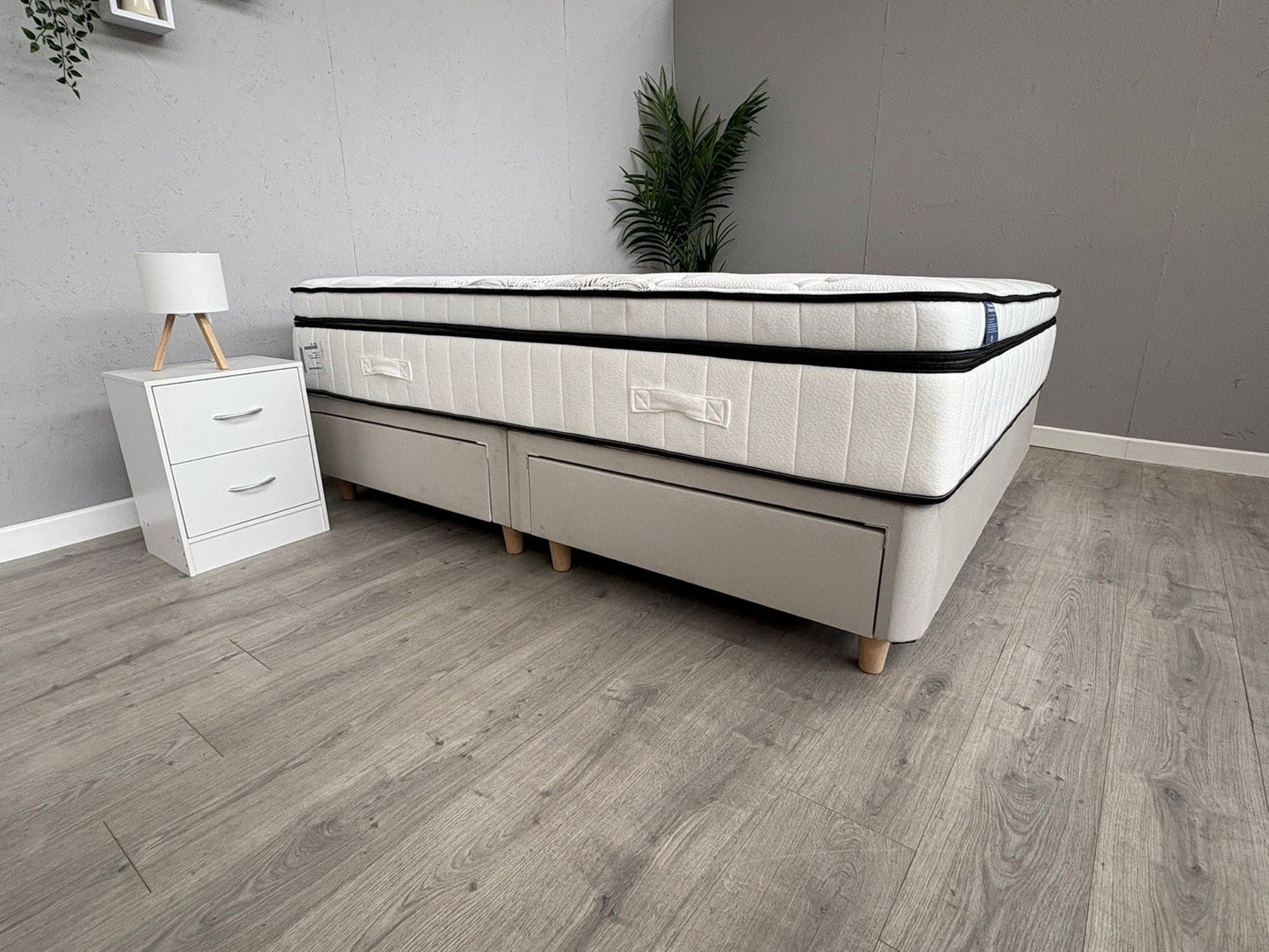 IGEL Nanotech 5000i 6ft Superking Mattress, Firm - RRP £2,499