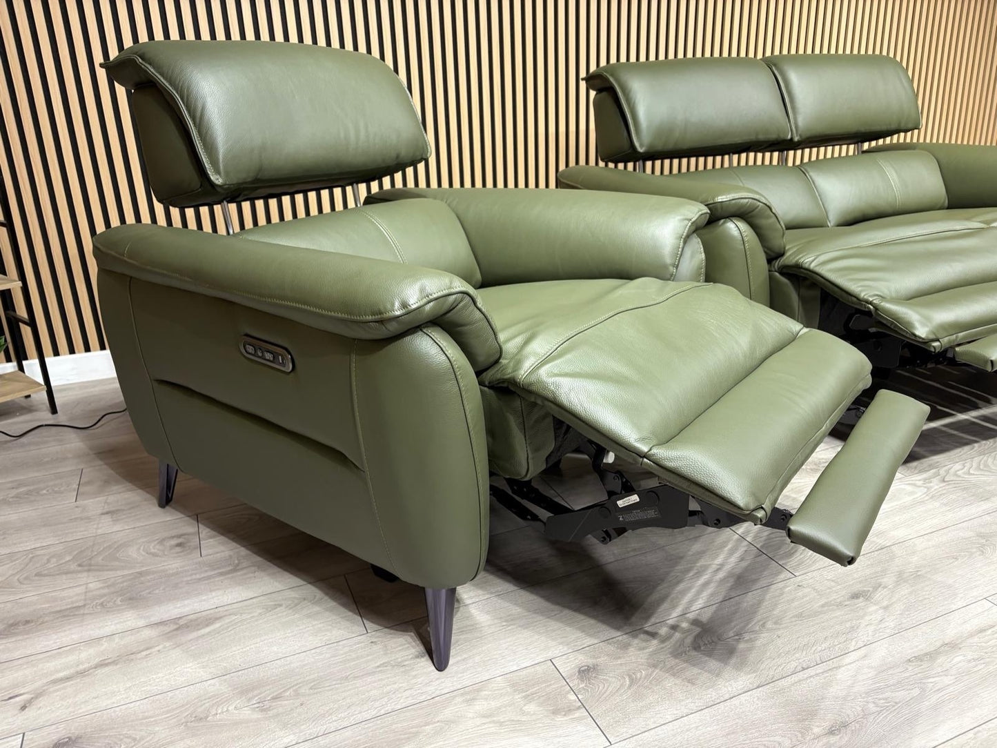 Furniture Village JUDE Style Leather 2 Seater Sofa + 2 x Armchairs - RRP £6,485