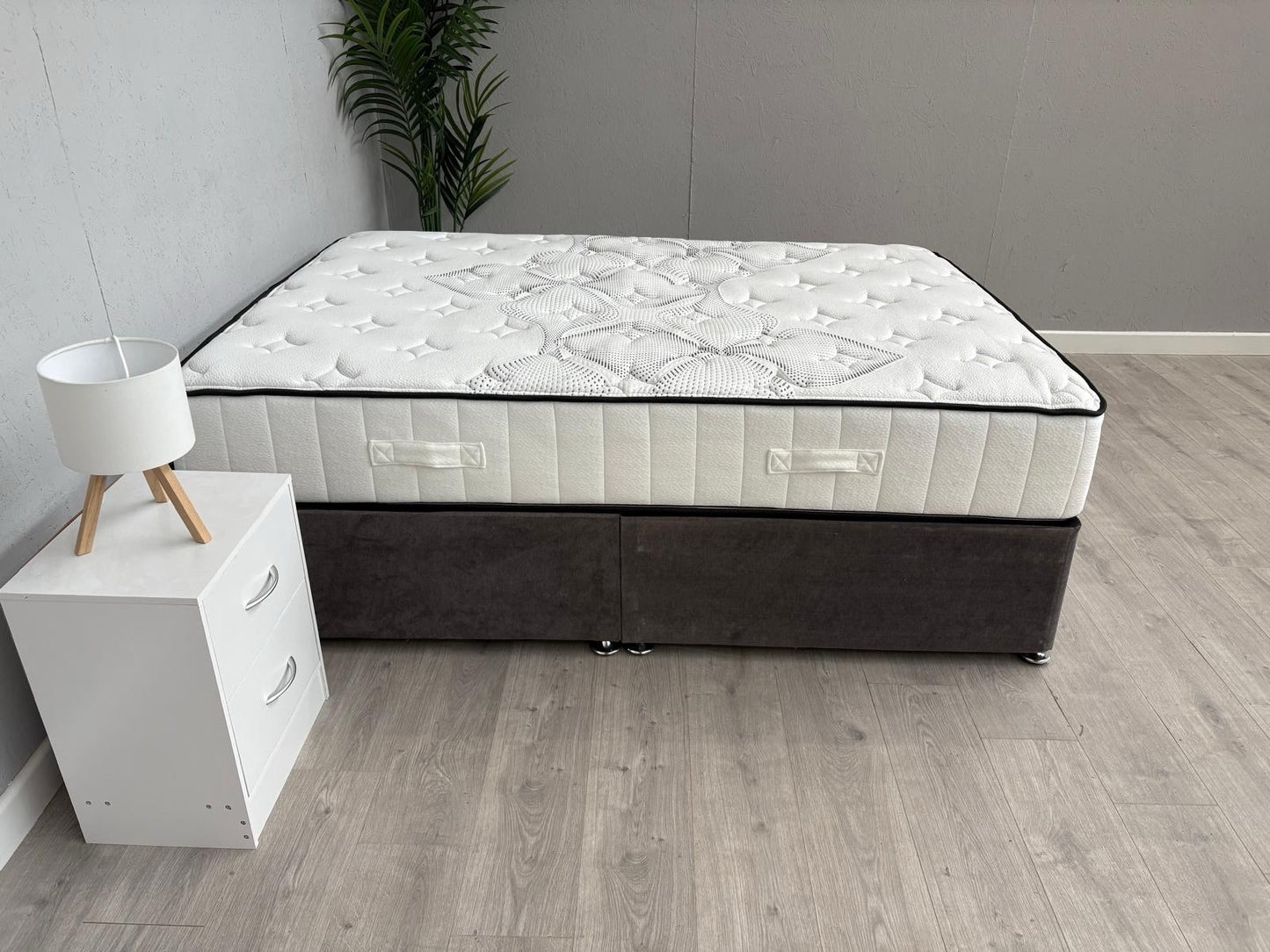 IGEL Nanotech 2050i 4ft 6 Double Mattress, Firm - RRP £1,099