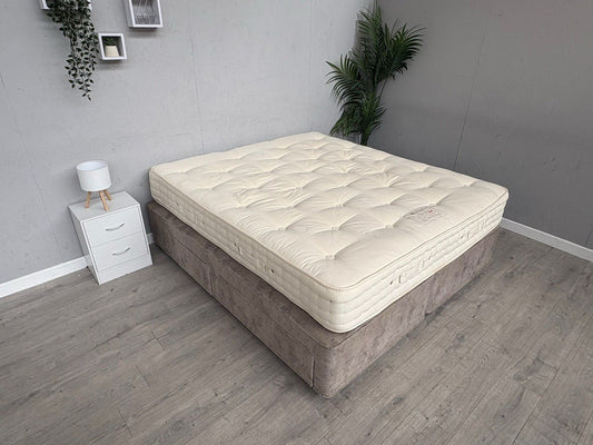 Hypnos Luxurious Earth 04 6ft Superking Mattress, Medium - RRP £3,799