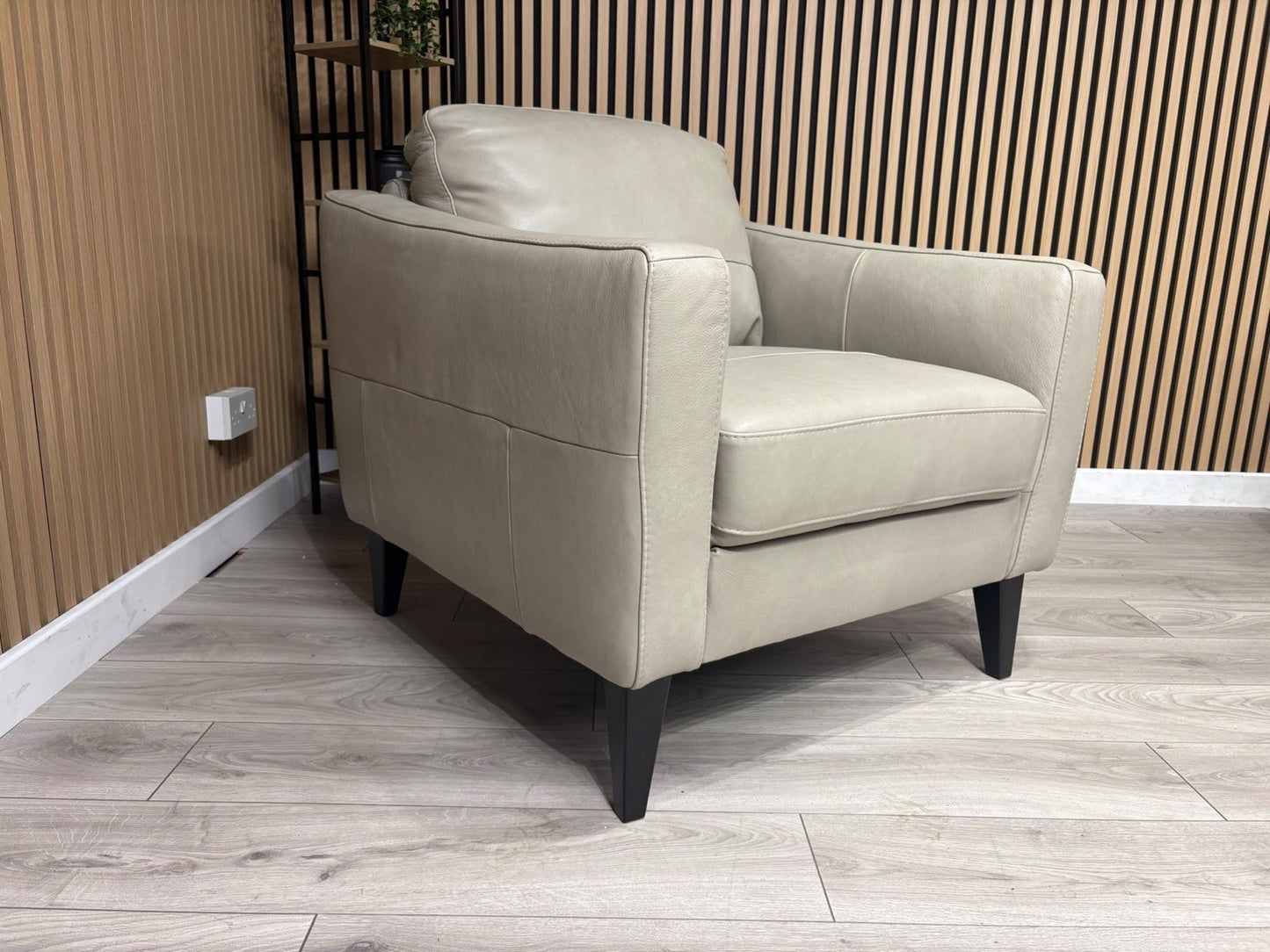 John Lewis BAILEY Style Leather Armchair RRP £1295