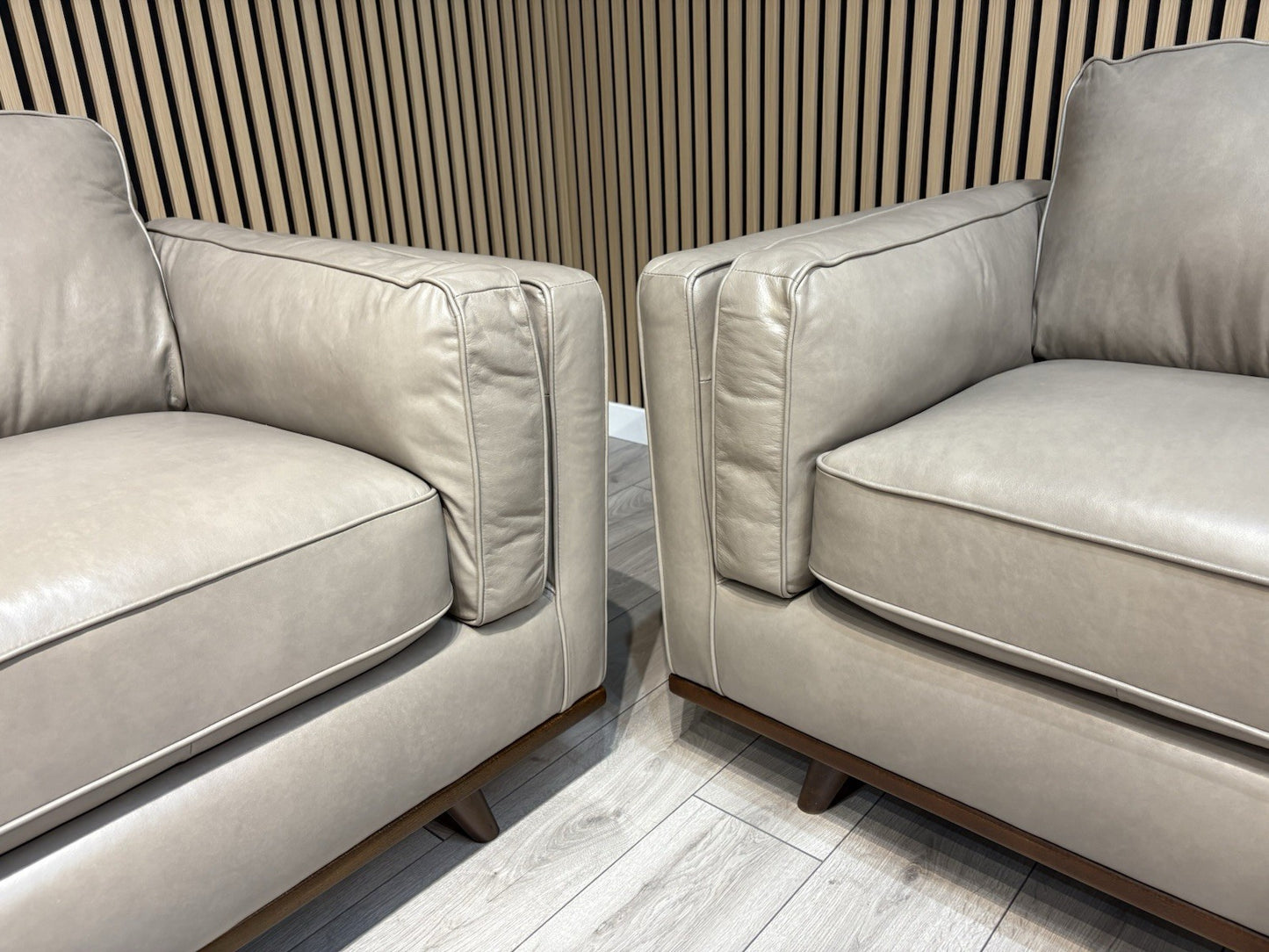 John Lewis Sample VALENCIA 3 Seater + 2 Seater Leather Sofa Set - RRP £4,398