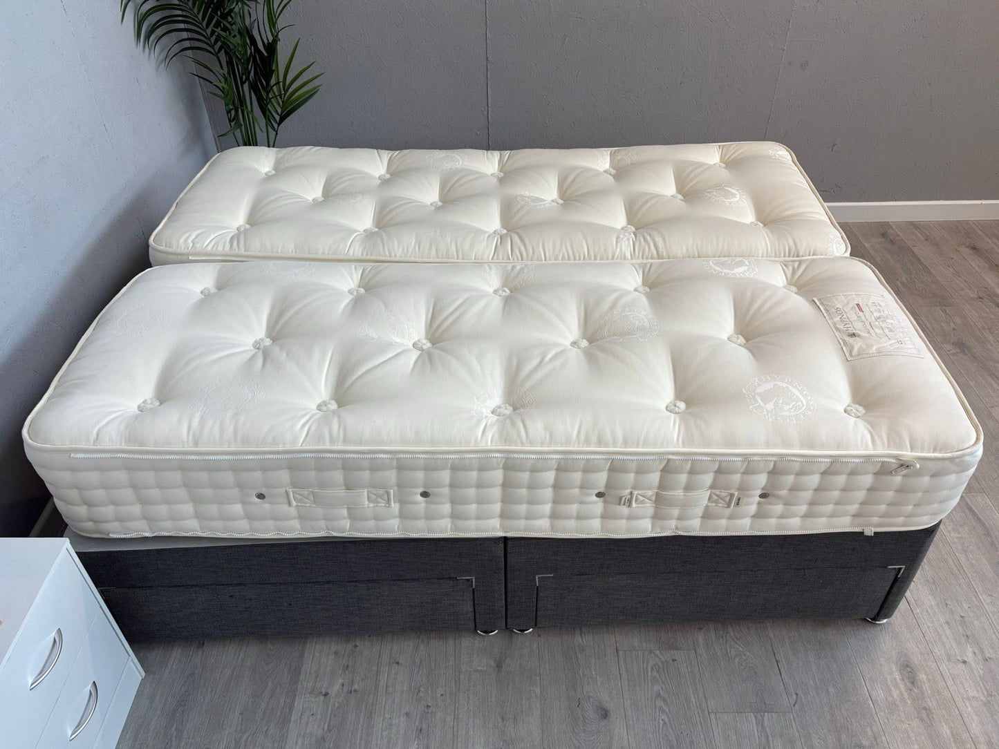 Hypnos Luxurious Earth 05 Mattress 5FT Kingsize Zip and Link ,Firmer RRP £3899