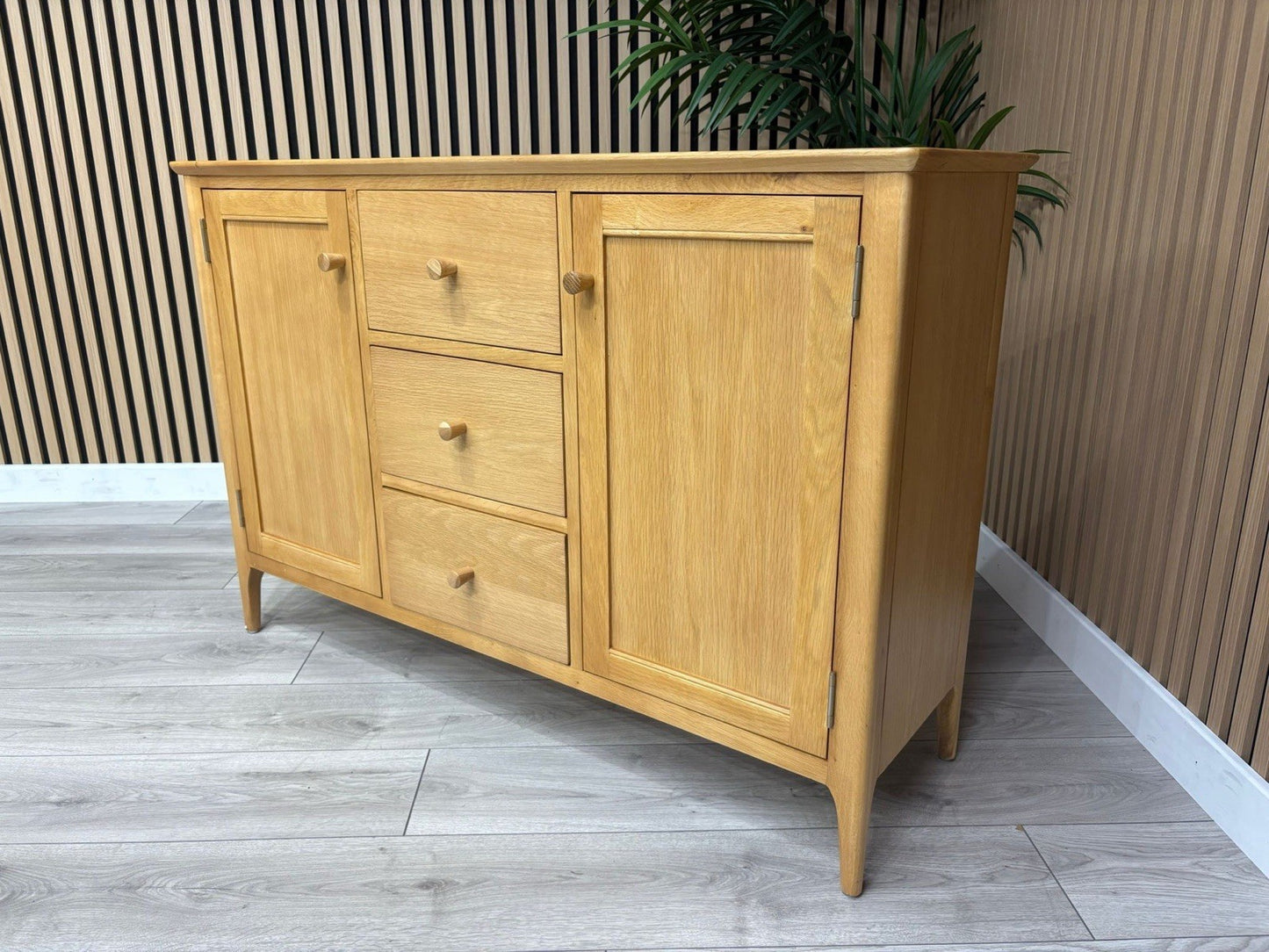 Next Sample - 2 Door 3 Drawer Saxon Sideboard - RRP: £599