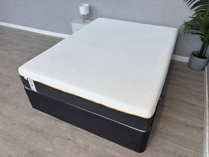 EVE Pure Memory 5ft Kingsize Mattress, Medium - RRP £1,199