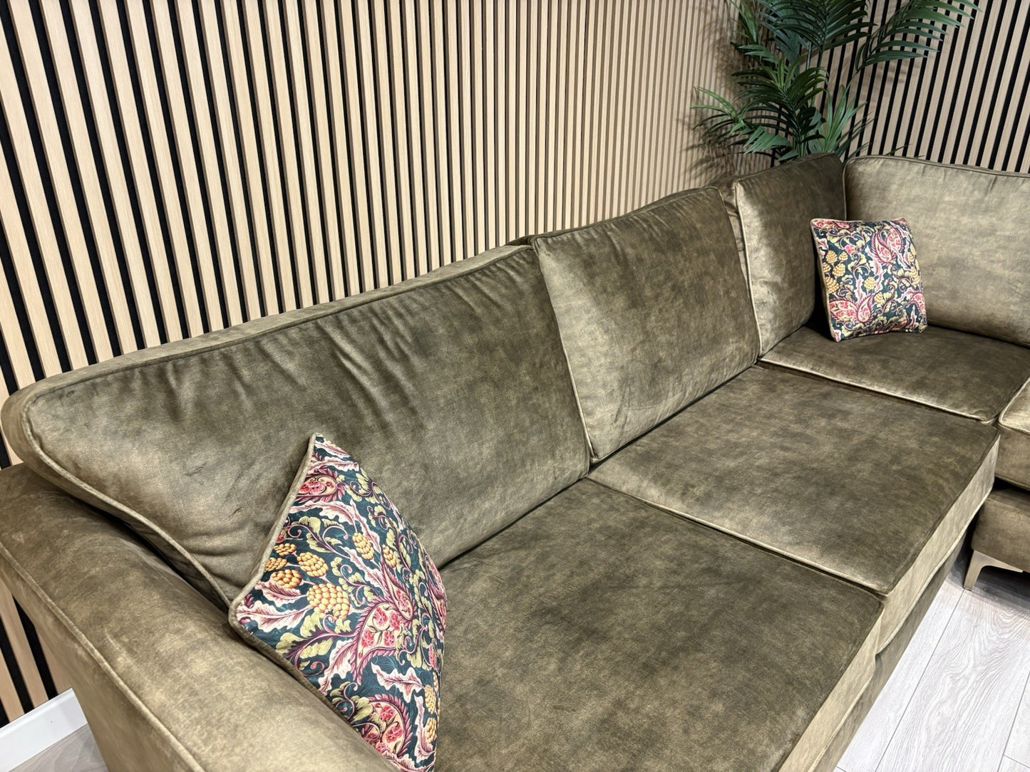 Furniture Village SASHA Fabric Large Corner Sofa ( 3 Corner 3 ) - RRP £3,495