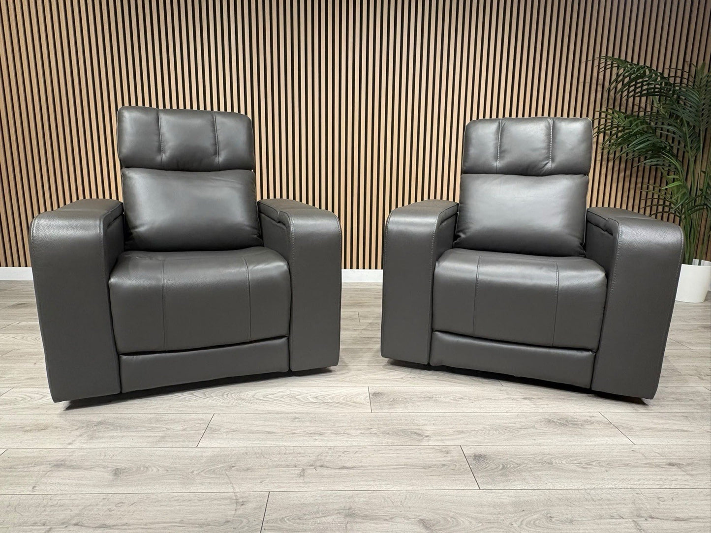 SCS Adstock x2 Leather Power Recliner Chairs with Power Head Tilt RRP £2258