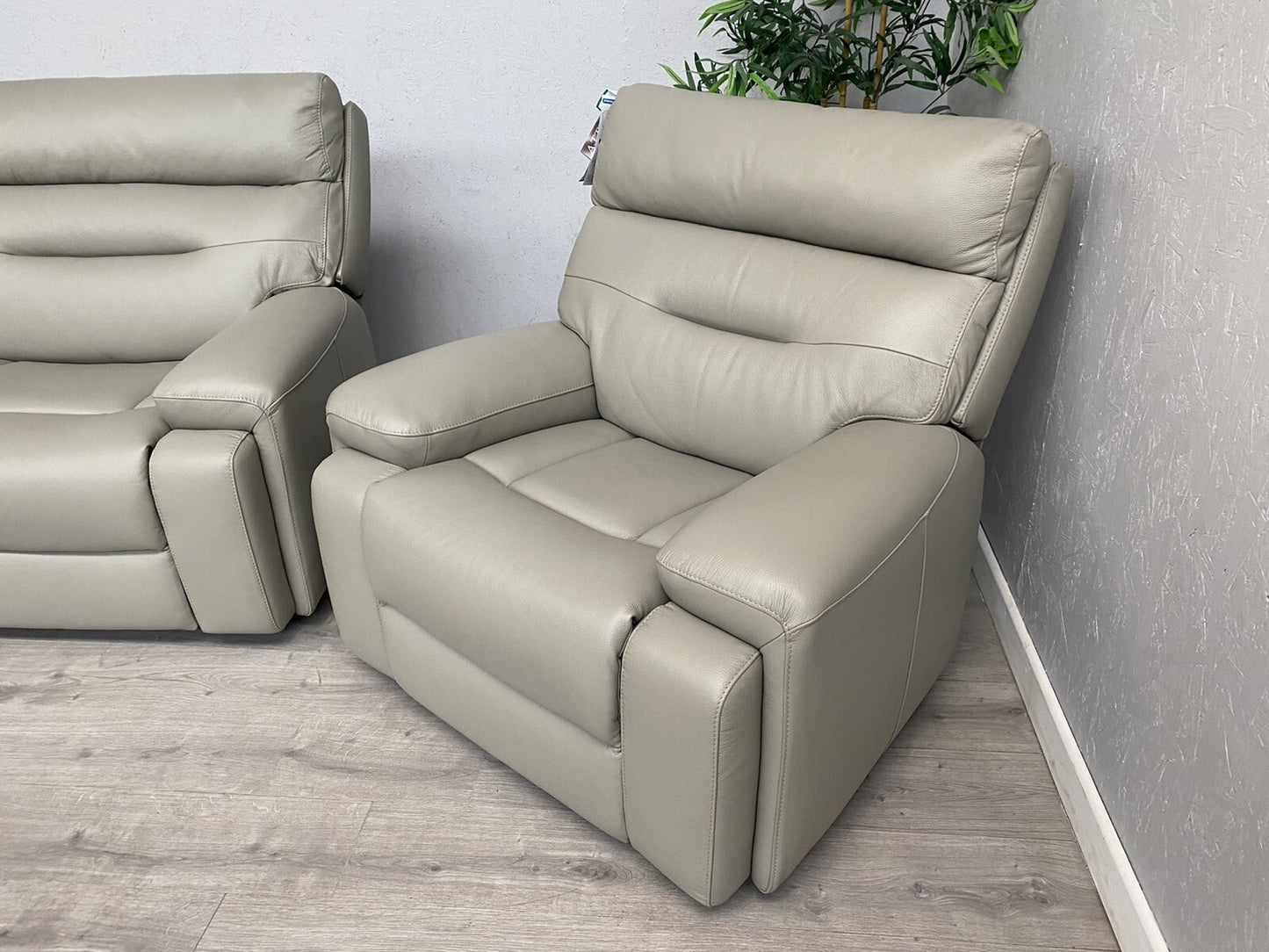 Furniture Village CINEMAX Leather 3 Seater Sofa + Armchair - RRP £2,890