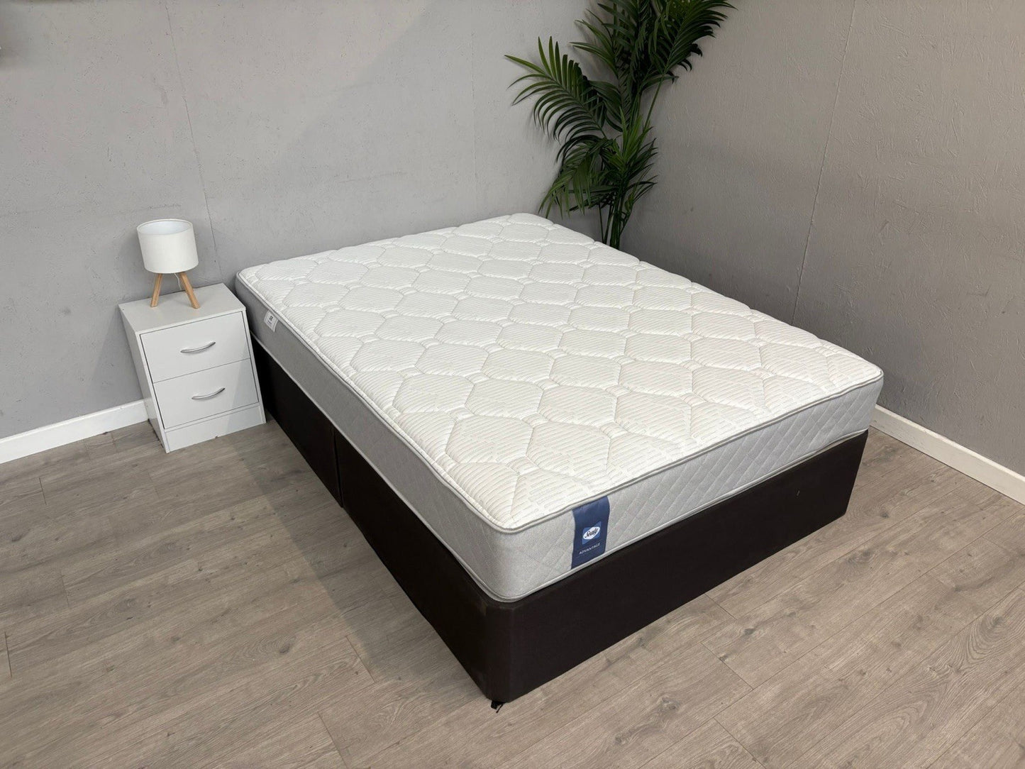 Sealy ADVANTAGE Classic 5ft Kingsize Mattress, Medium - RRP £919