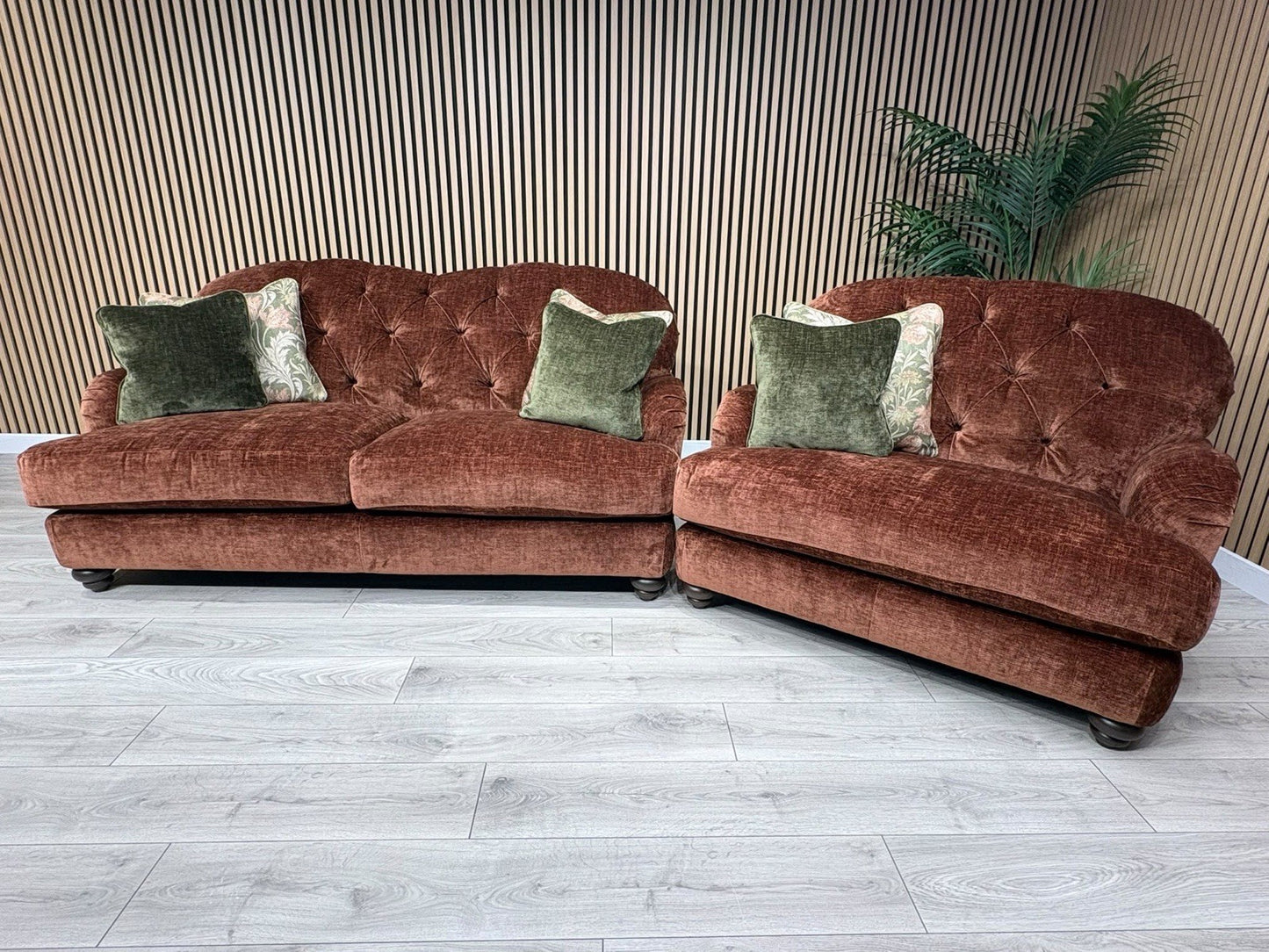 Alexander & James 3 Seater Button Back Sofa + Love Chair, RRP: £2895