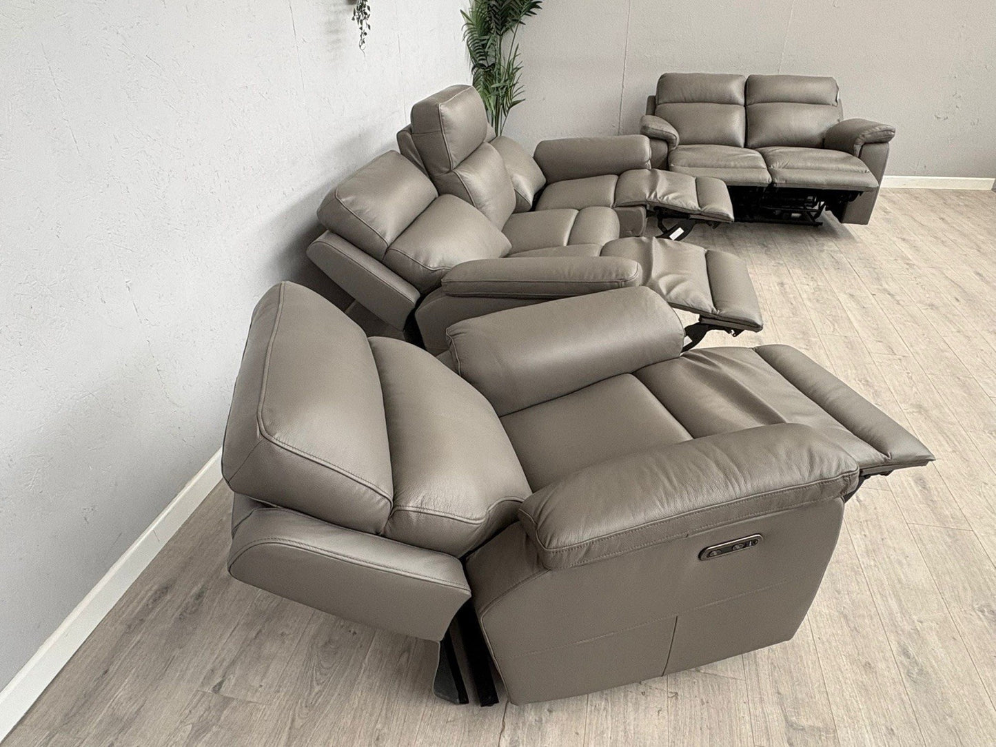 Furniture Village RAVEN Leather 3 + 2 Seater + Armchair Power Recliner Sofa Set