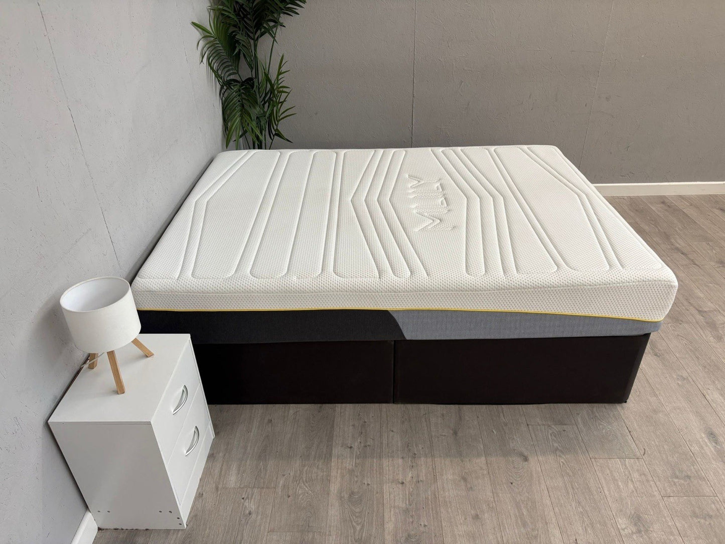 MLILY Premier 2000 Ortho Hybrid 5ft Kingsize Mattress - RRP £999
