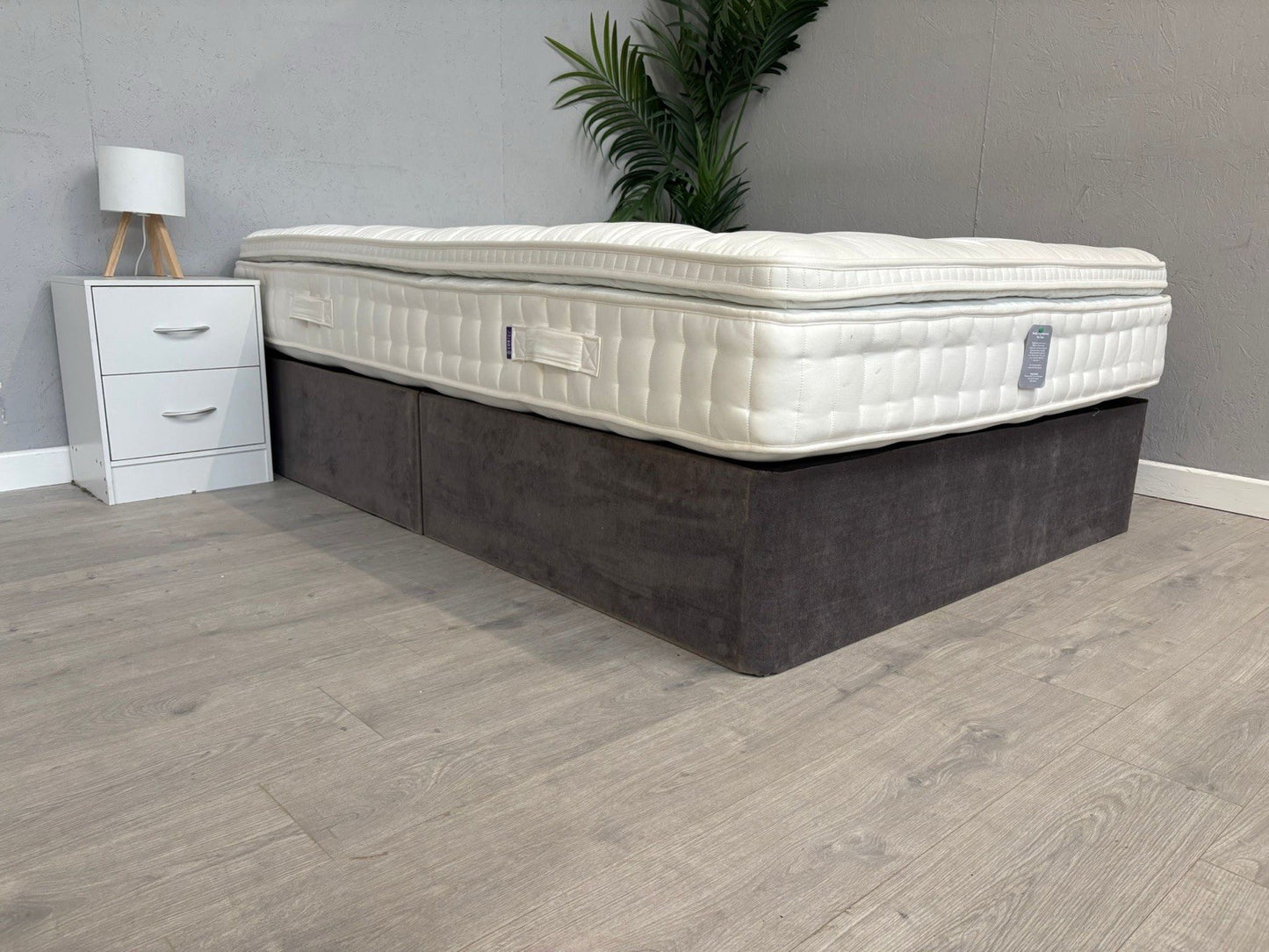 Harrison Spinks LICHFIELD 5450 Pocket Pillow 4ft 6 Double Mattress - RRP £1,879