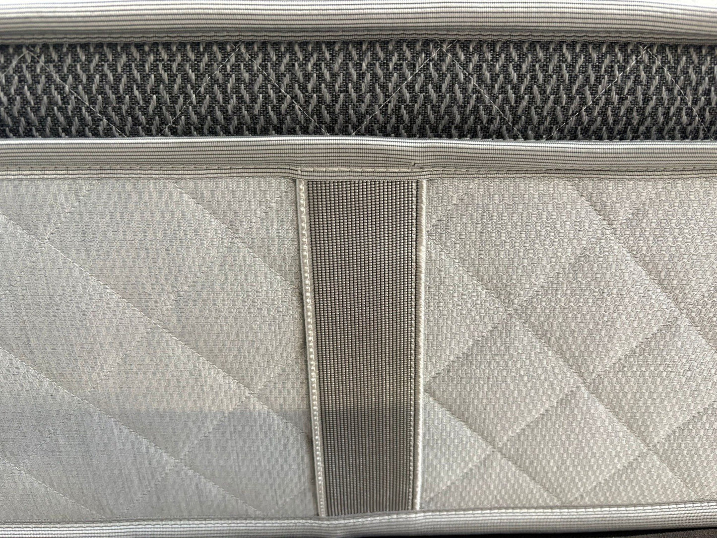 Sealy Advantage Deluxe Posture Gel Memory Pillowtop 4ft 6 Double Mattress