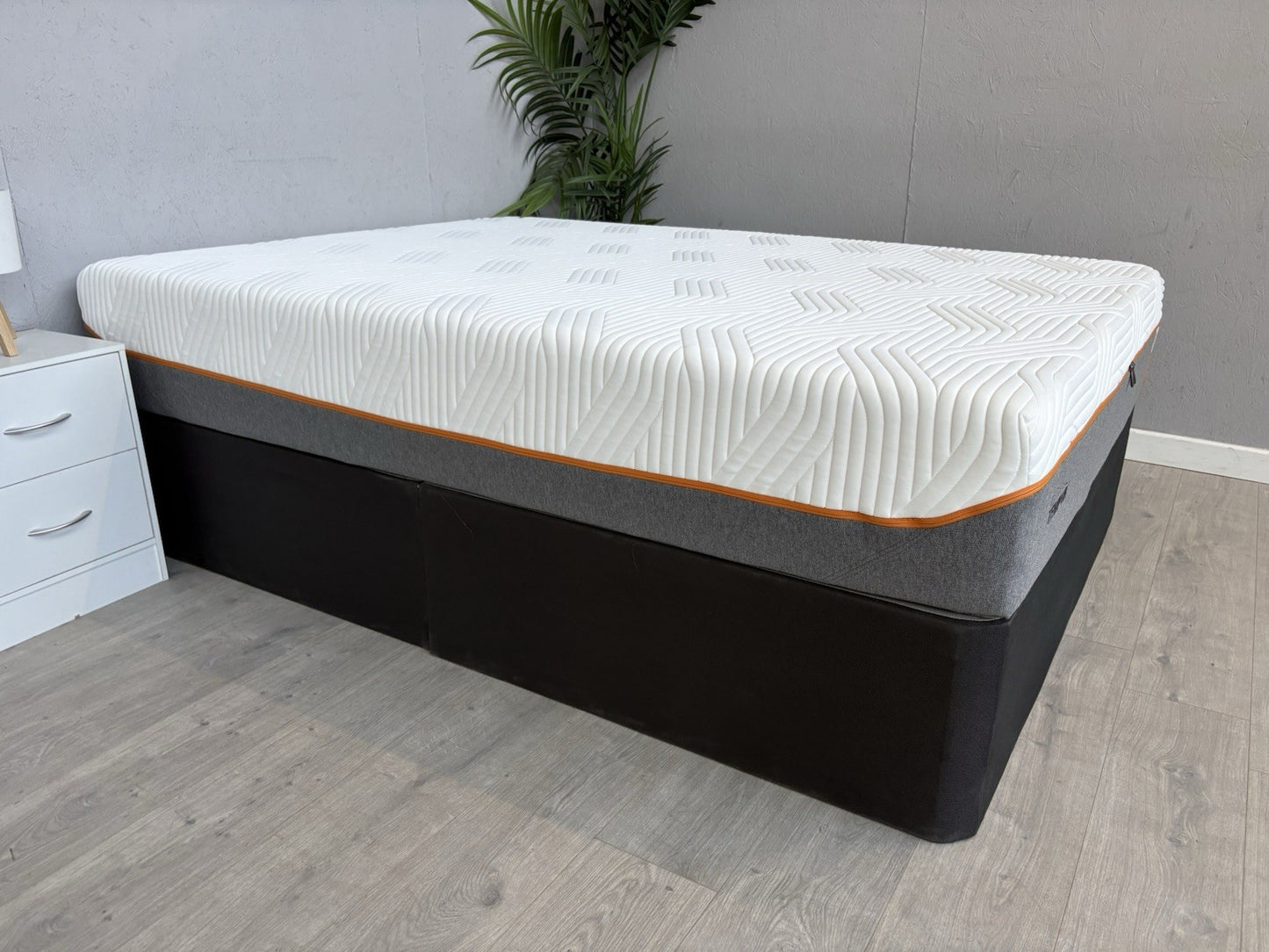 Tempur Contour LUXE Memory 6FT Superking Mattress, Medium - RRP £2,699