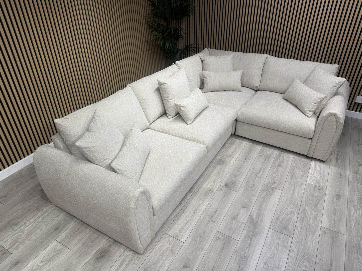 Sofology MARBLE ARCH Style Fabric RHF Corner Sofa, Cream - RRP £3,599