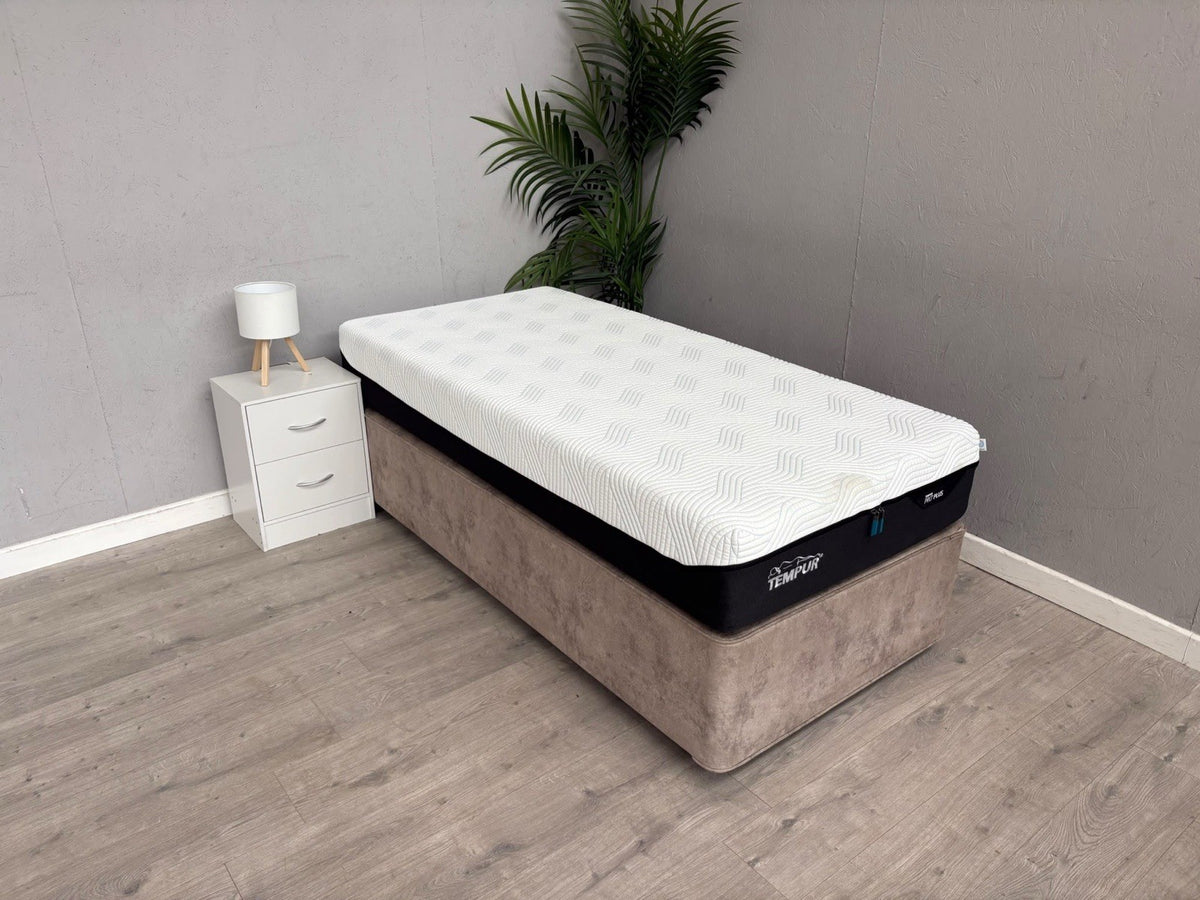 Tempur PRO PLUS Smart Cool 3ft Single 90 x 190cm Mattress, Soft - RRP £1,699