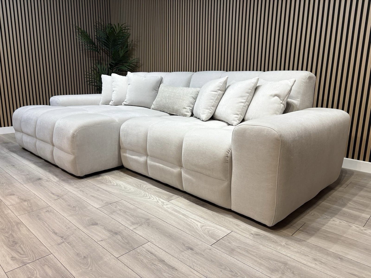 EVE CLOUD Large Fabric 3 Seater LHF Chaise Corner Sofa - RRP £2,299