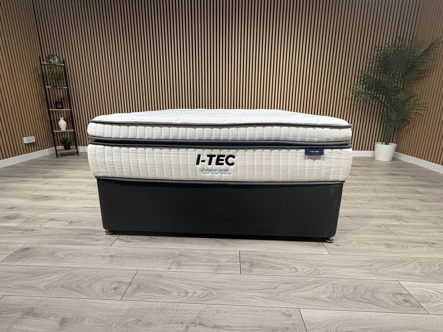 ITEC Cool Gel 3000 / iGel Nano Style 6ft Superking Mattress, Medium - RRP £1,999