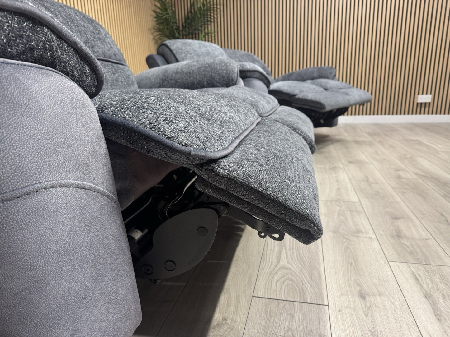 DFS Fontaine 2 x 2 Seater Power Recliner Sofa Set  - RRP £1,958