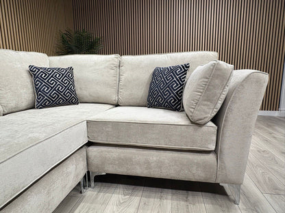 Furniture Village SASHA Fabric RHF Corner Sofa ( 3 Corner 1 ) - RRP £3,295