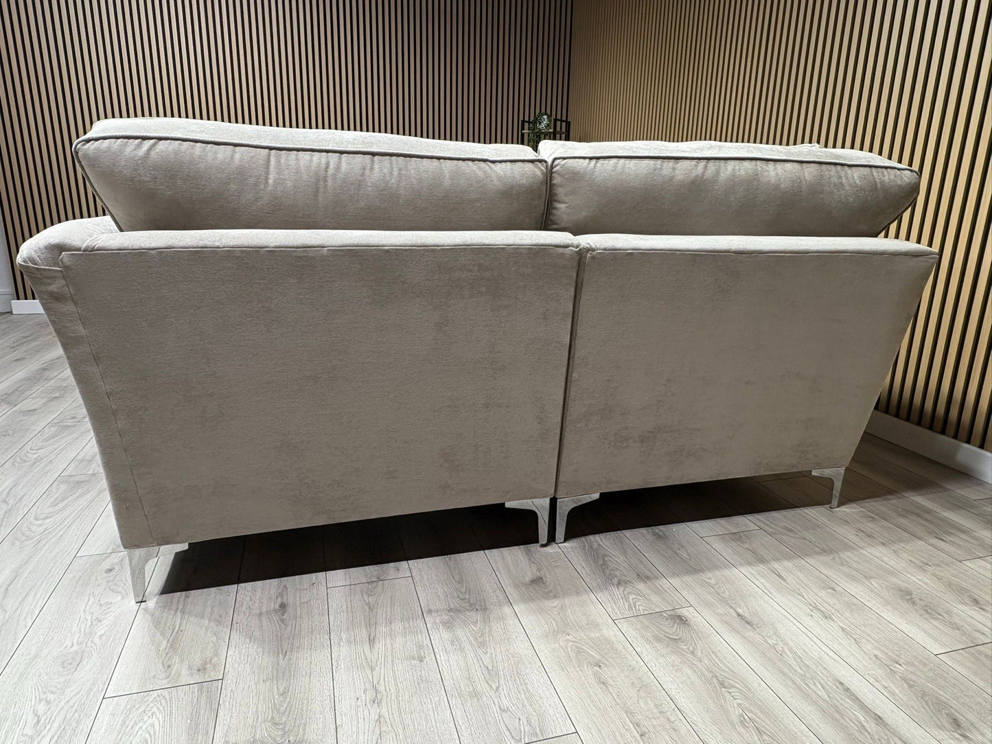 Furniture Village SASHA Fabric RHF Corner Sofa ( 3 Corner 1 ) - RRP £3,295