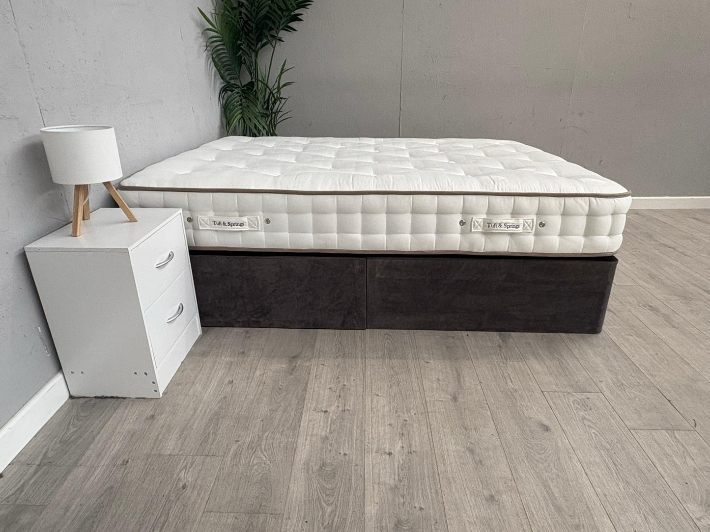 Tuft & Springs Indulgence 1000 Pocket 4ft 6 Double Mattress - RRP £569