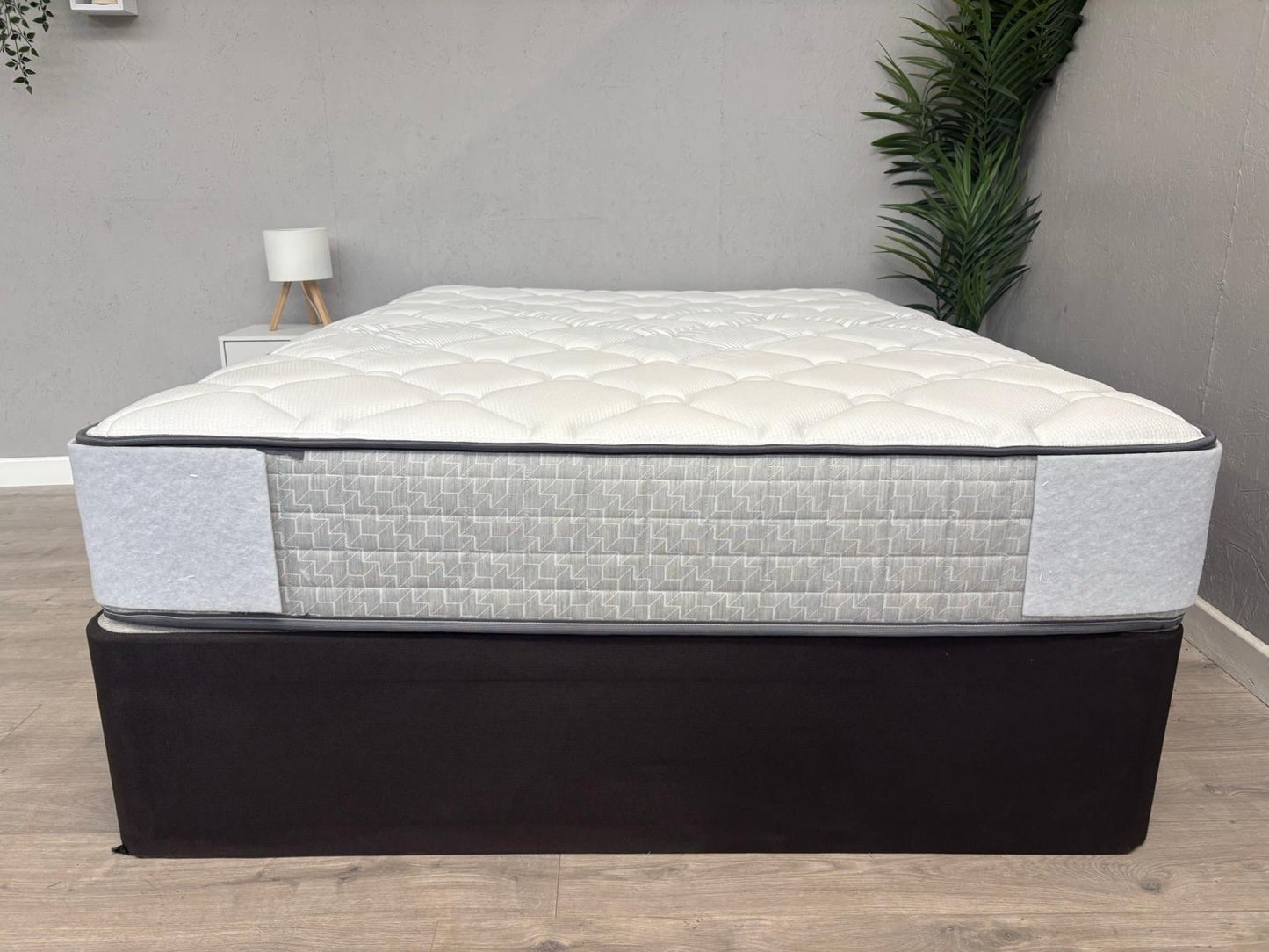 Sealy Elevate NEWTON 5FT Kingsize Mattress, Firm - RRP £1,499