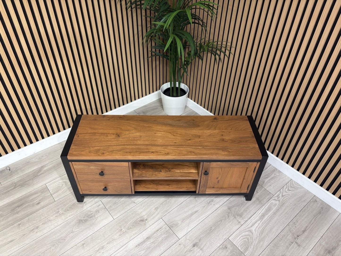 NEXT Sample - New Bronx Wide TV Unit - RRP: £475