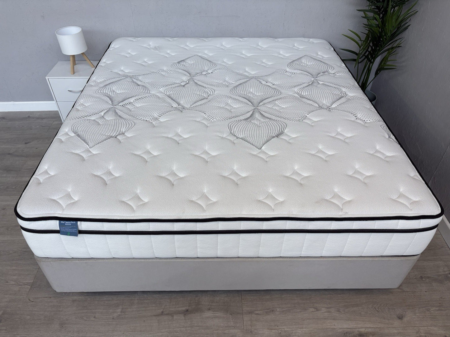 IGEL Nanotech 3000i 6ft Superking Mattress, Medium - RRP £1,949