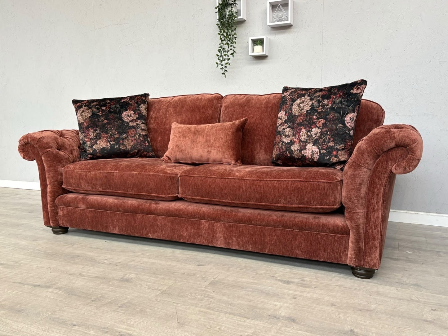 Victoria Fabric 4 Seater Sofa - RRP £2299