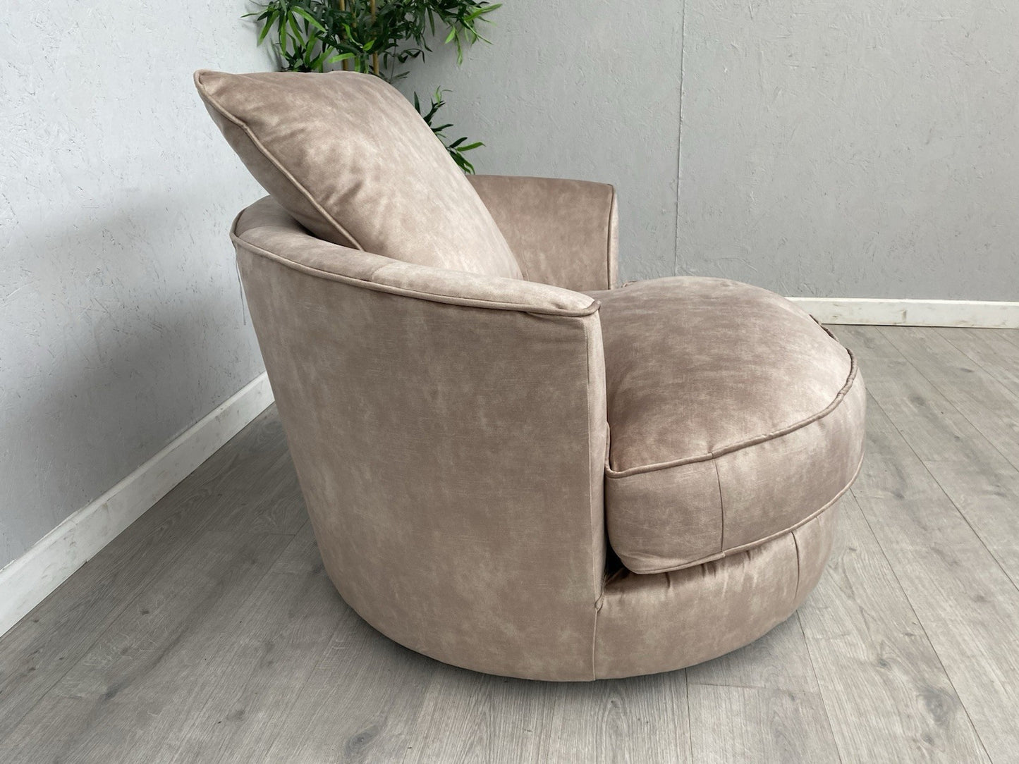 Furniture Village LEGEND Fabric Swivel Chair / Armchair - RRP £799