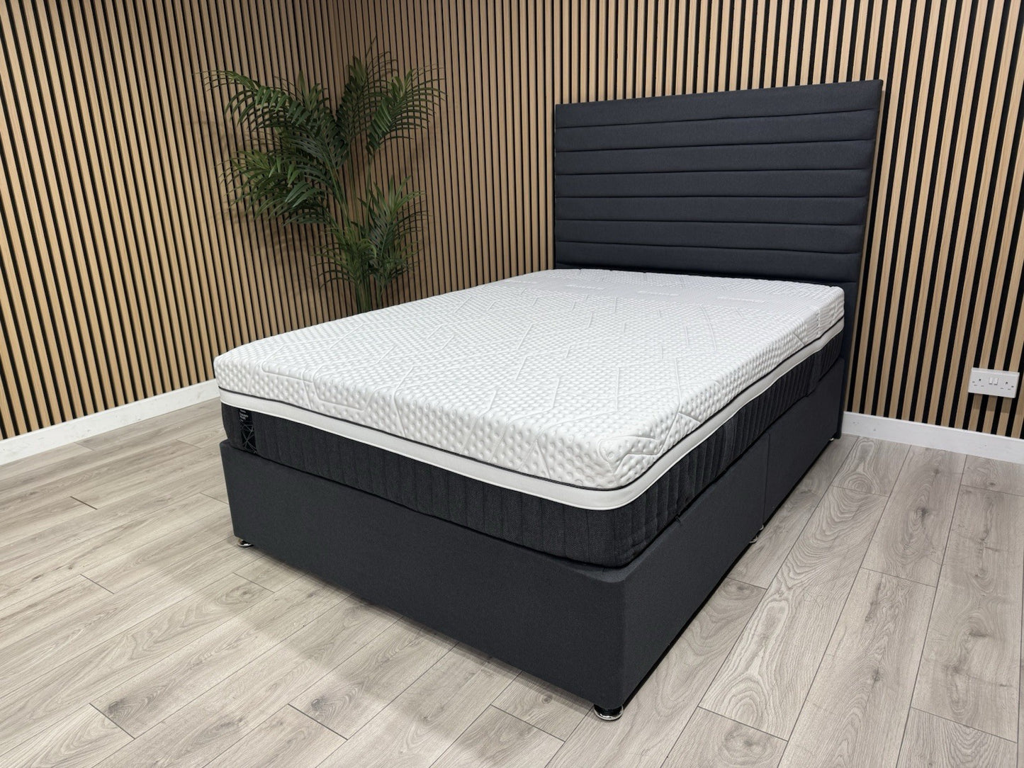 EMMA - Diamond Deluxe Spring Free 4ft 6 Double Mattress - RRP £1,999