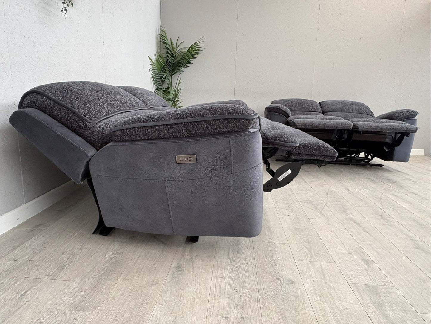 DFS Fontaine 3 Seater + 2 Seater Power Recliner Sofa Set  - RRP £1,978