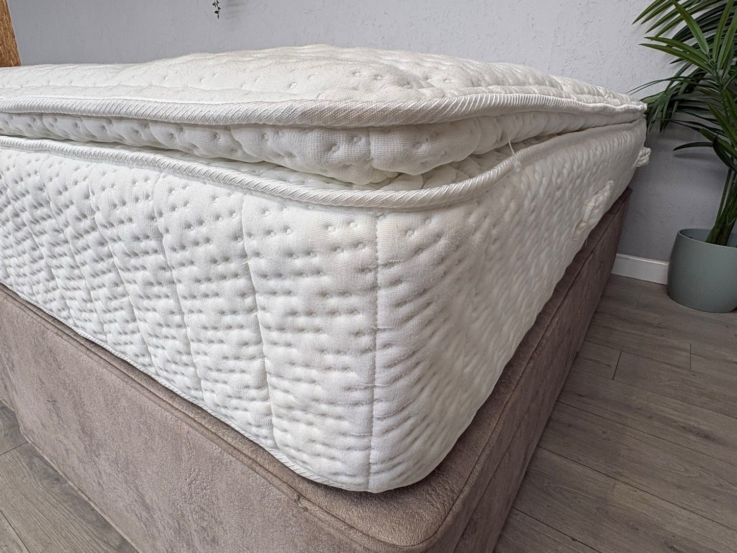 IGEL Advance 3000i Pillowtop 6ft Superking Mattress, Medium - RRP £1,949