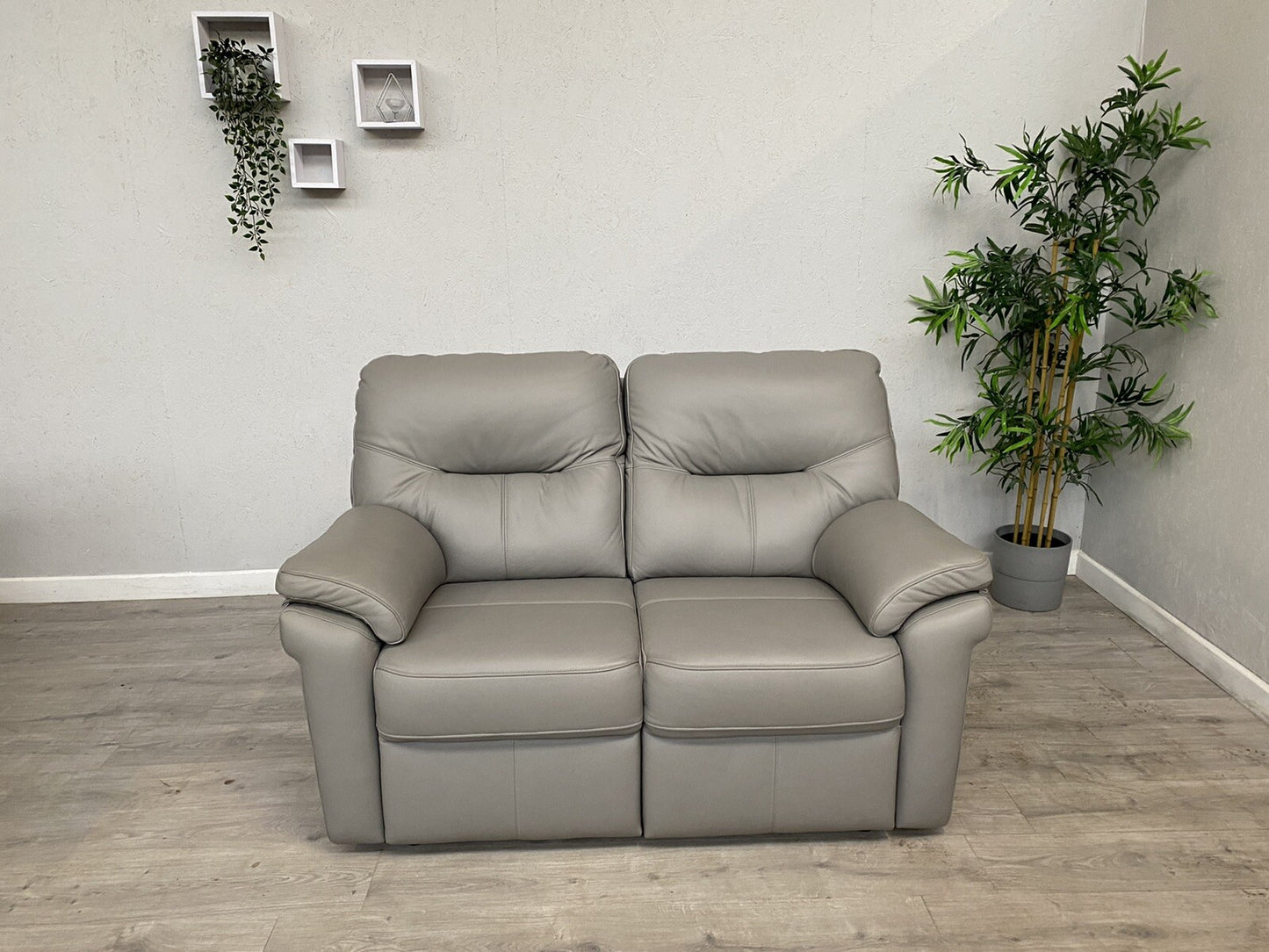 F. Village. G Plan - SEATTLE Leather 2 Seater Sofa, Cambridge Grey, RRP £3,270