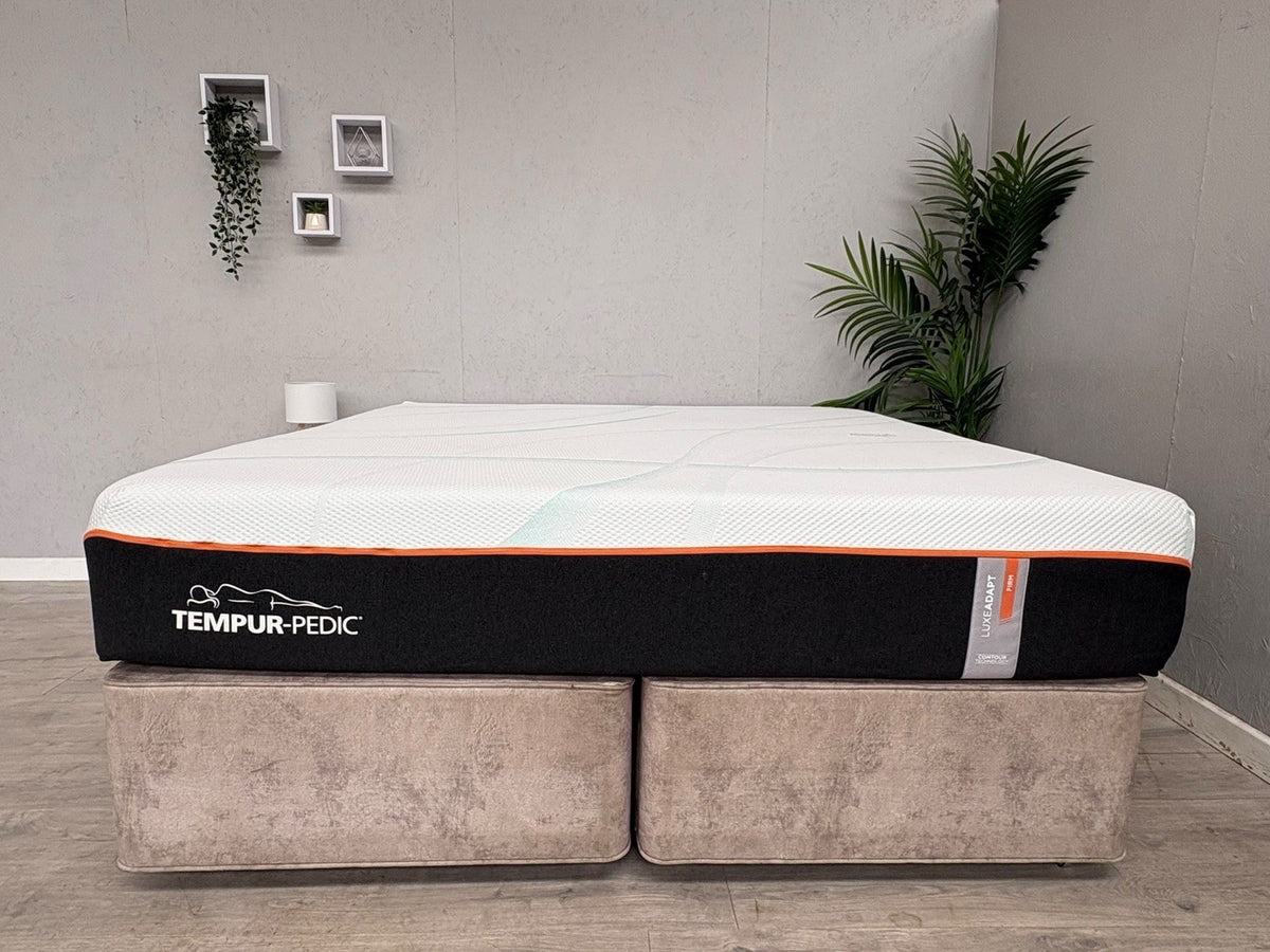 Tempur-Pedic Luxe Adapt 6ft Superking Mattress, Firm ( SEE PICTURES ) RRP £2,999