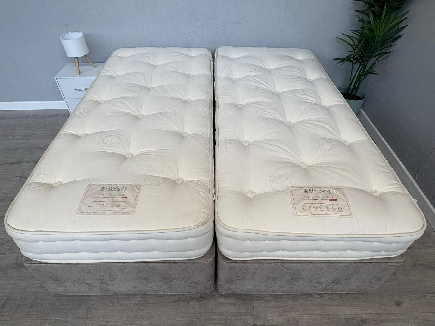 Hypnos Luxurious Earth 02 6ft Superking Mattress Zip and Link, Firmer RRP £3,299