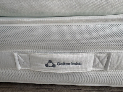 Silentnight 2000 Pocket Geltex Pillowtop 6ft Superking Mattress - RRP £1,299