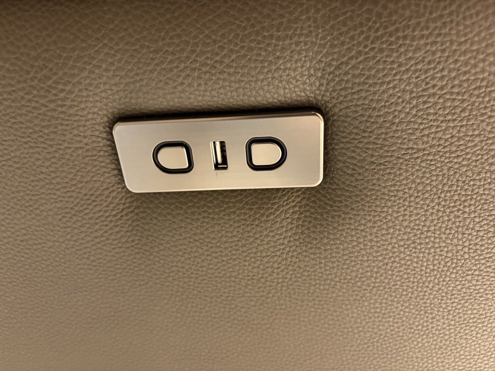 d499f97d-5433-4aef-9123-b75967604f51