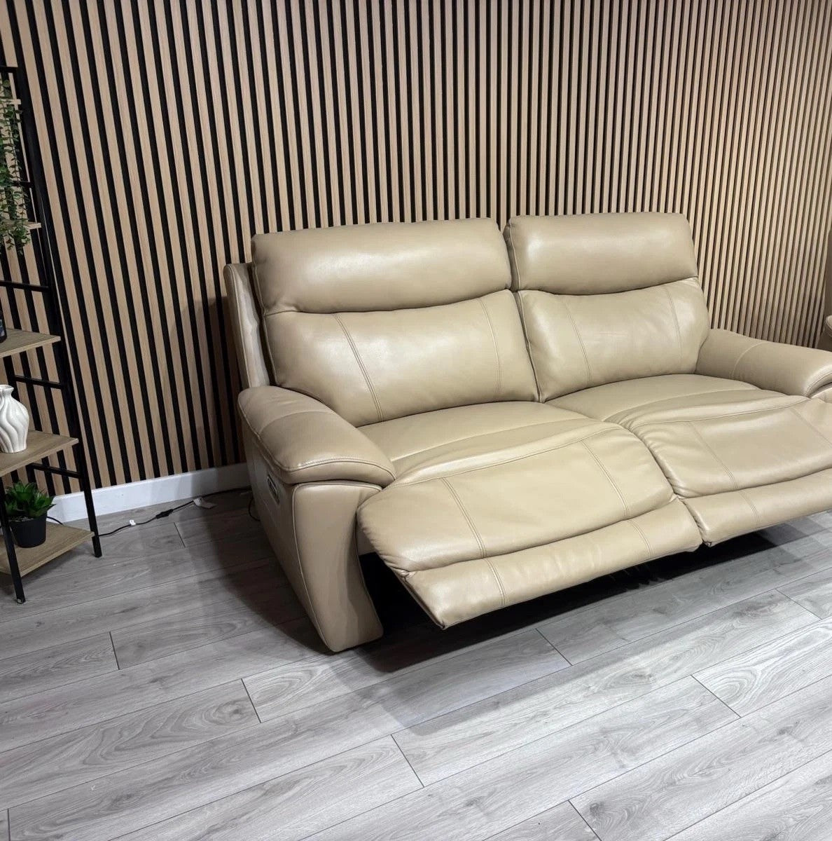 Furniture Village SLOANE Leather 3 Seater Power Recliner Sofa - RRP £1,395
