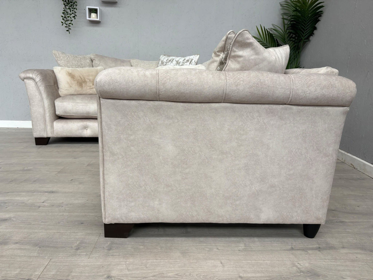 Furniture Village - Aura Classic Back LHF Corner Sofa RRP - £3495