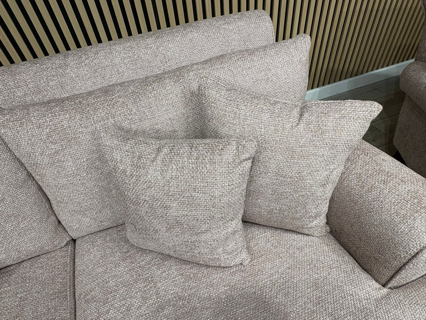 Laura Ashley LYNDEN Style Fabric 3 Seater Sofa + 1 Snuggle Chair - RRP £2895