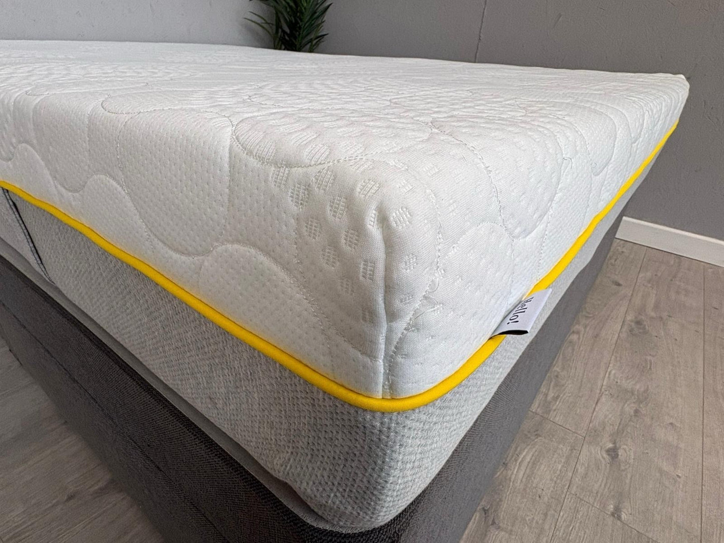 EVE Hybrid Duo 5ft Kingsize Mattress, Medium - RRP £899