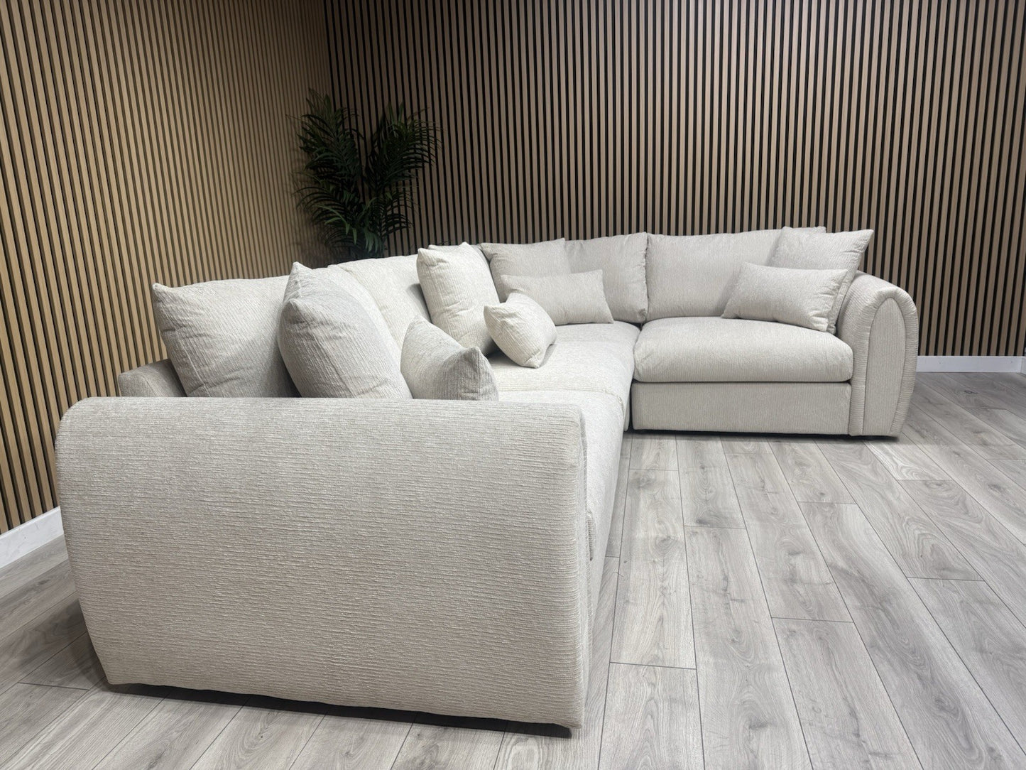 Sofology MARBLE ARCH Style Fabric RHF Corner Sofa, Cream - RRP £3,599