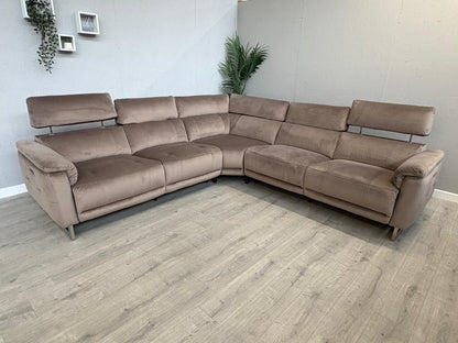 Furniture Village MOET Fabric 2 Corner 2 Power Recliner Corner Sofa - RRP £3595