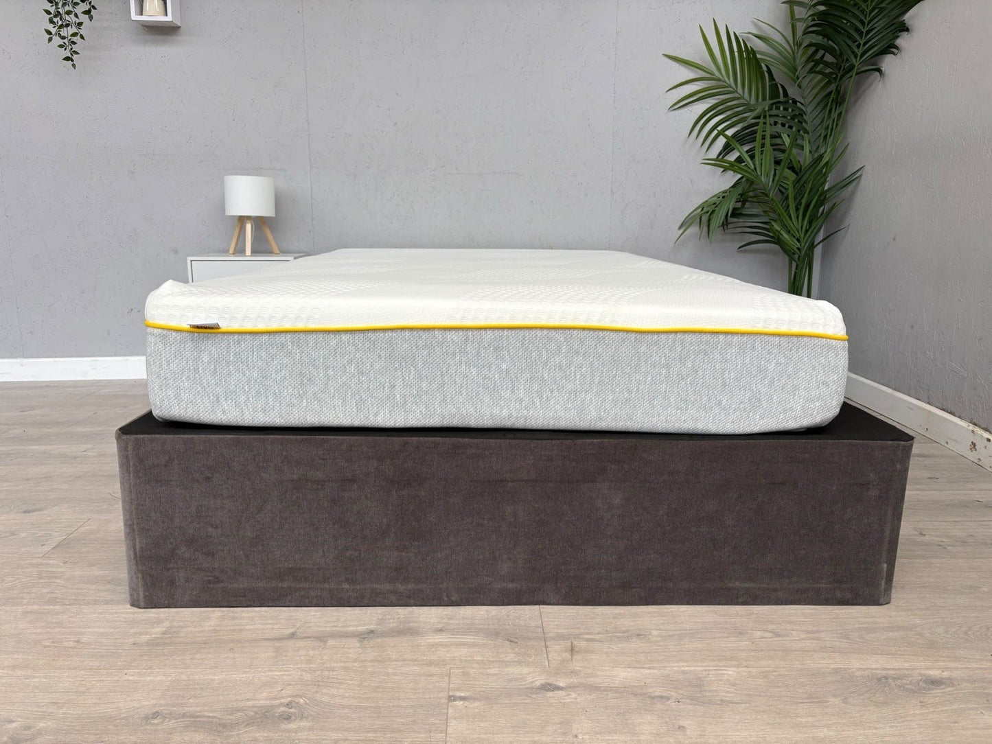 EVE Hybrid Duo 4ft Small Double Mattress, Medium - RRP £599